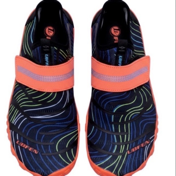 UBFEN Other - UBFEN Kids Water Shoes Aqua Socks Orange Blue Wave Pattern Size EUR 37